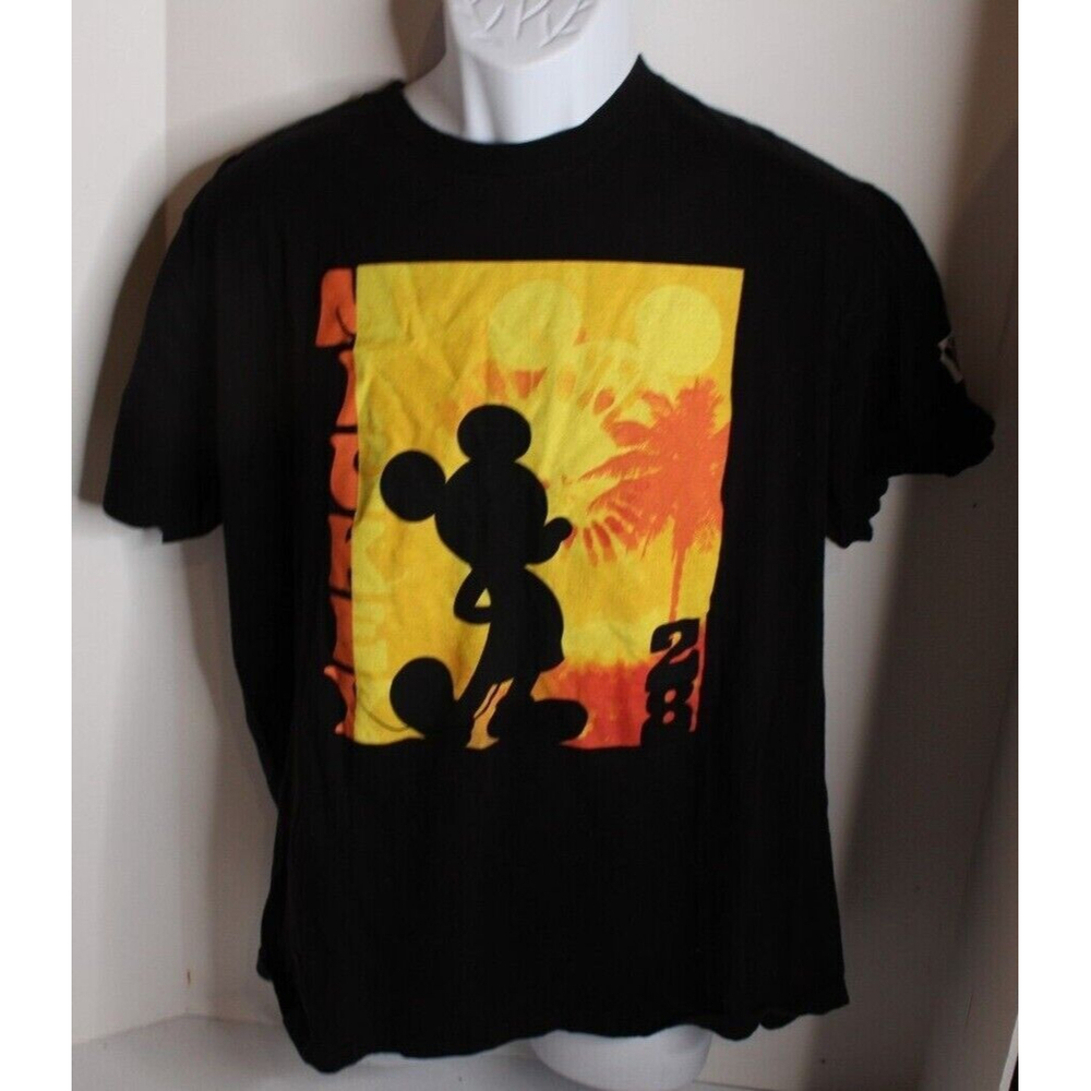 Neff Disney Mickey Mouse Silhouette Palm Tree Sunset Graphic T-Shirt Size Large